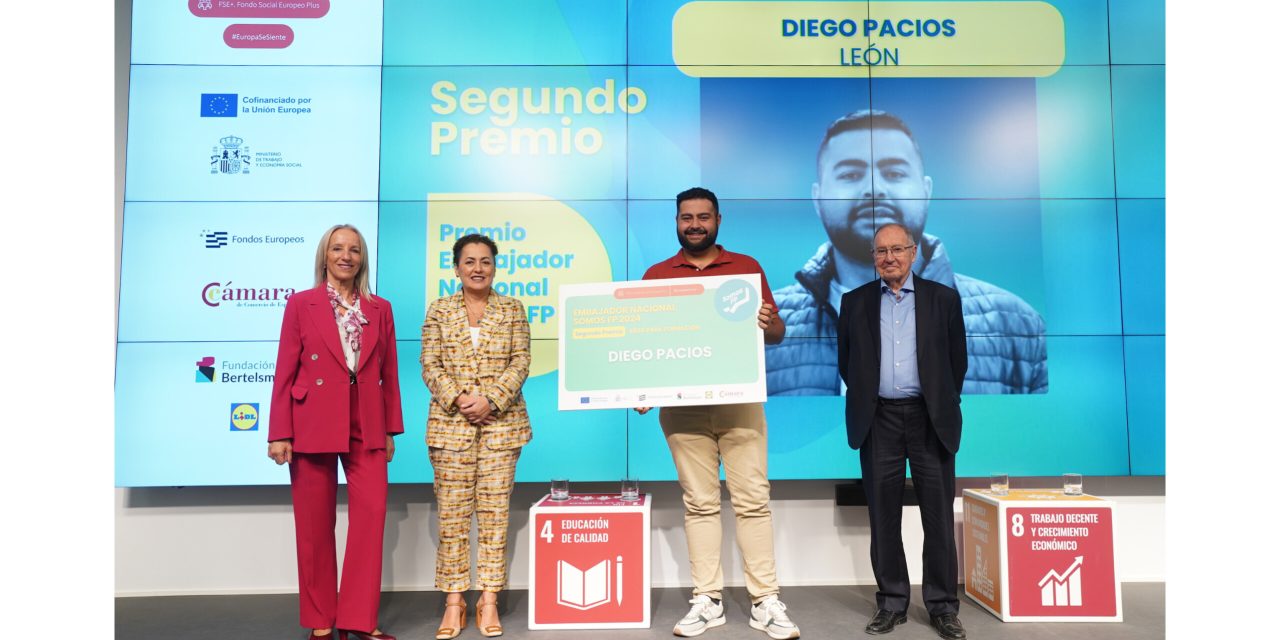 Diego Pacios segundo premio de Embajadores Nacionales del Año de la red Somos FP