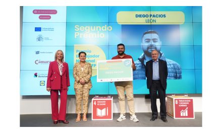 Diego Pacios segundo premio de Embajadores Nacionales del Año de la red Somos FP